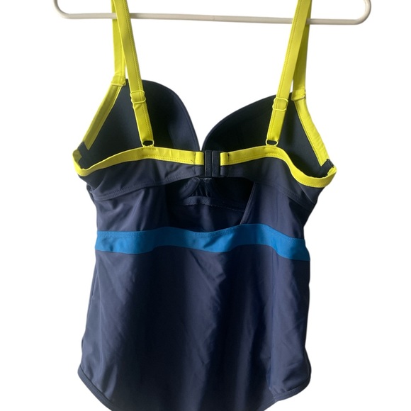 Women’s Swimwear - cupped 34DDD - Picture 3 of 3